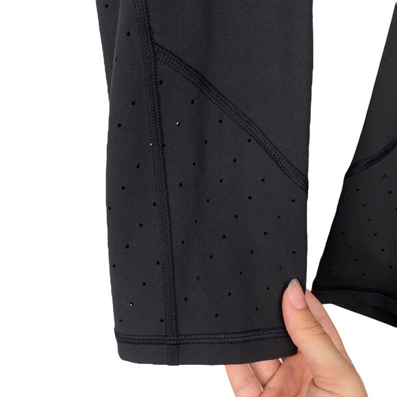 Athleta Black Stealth Sculptex Trucool Perforated Capri Leggings SZ SP - Picture 8 of 11